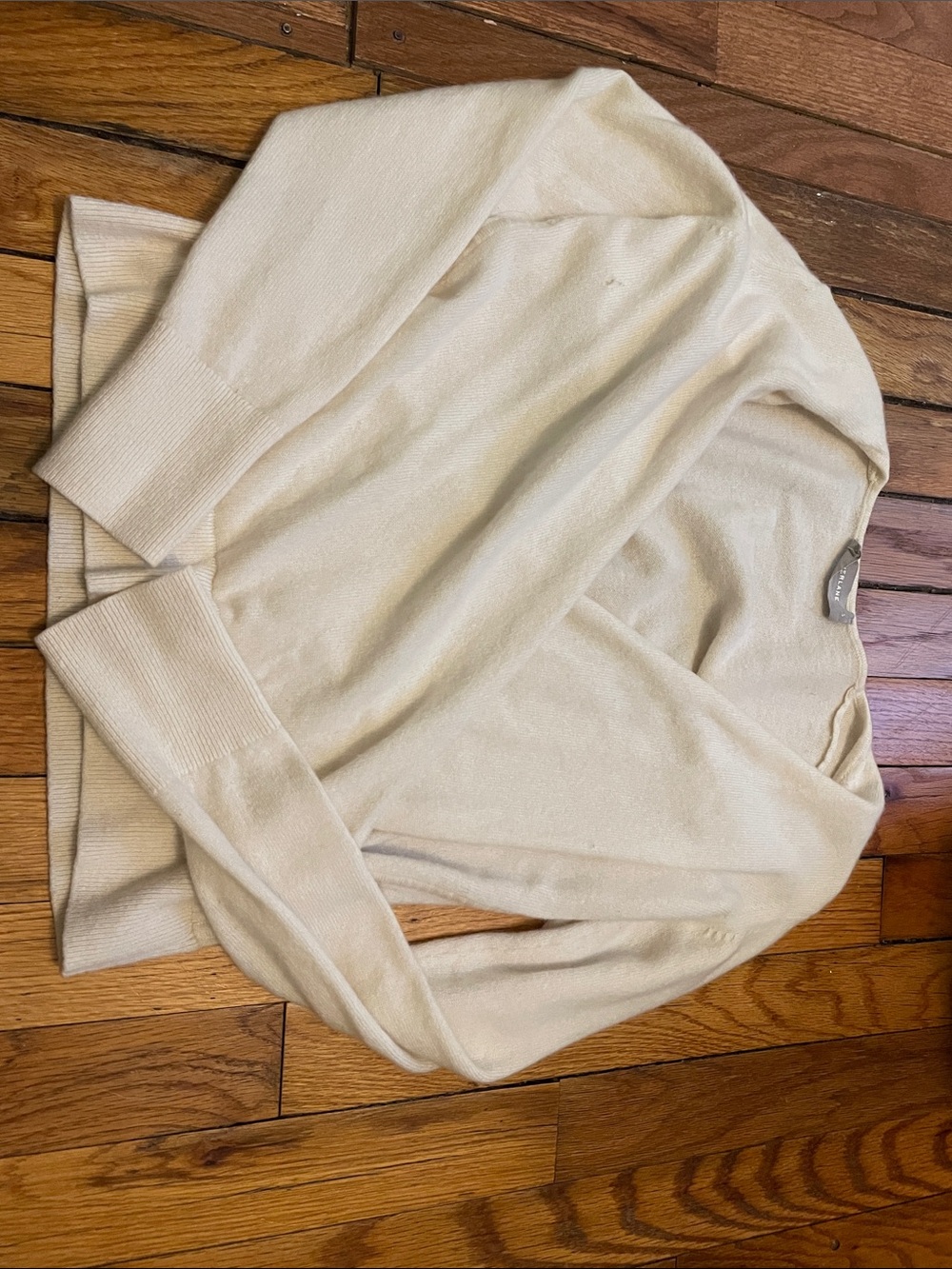 Everlane Cream 100% cashmere sweater